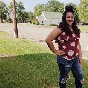 Meet your Posher, Daisja